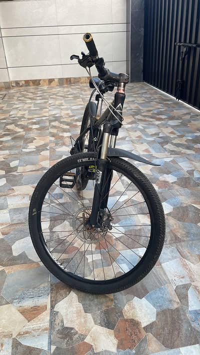 MOUNTAIN bike Cycle