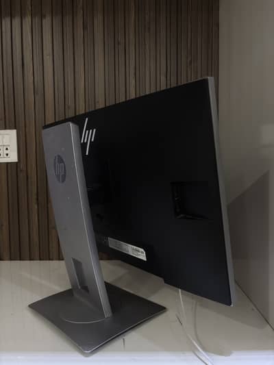 Hp screen Ips display 24 inches with original stand