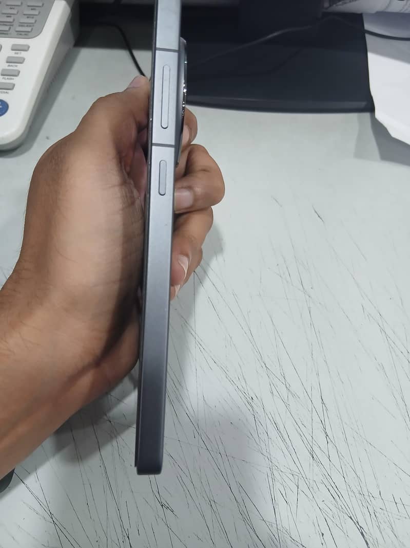 One Plus Ace 5 Pro 3