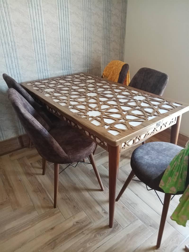 Imported Dining set 0