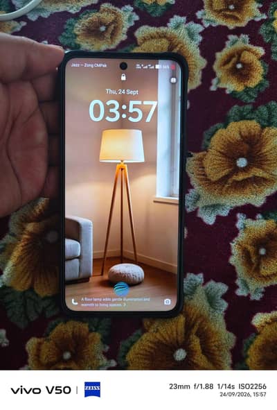 Vivo V50