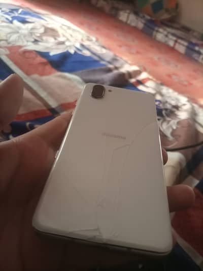 Sharp Aquos R3