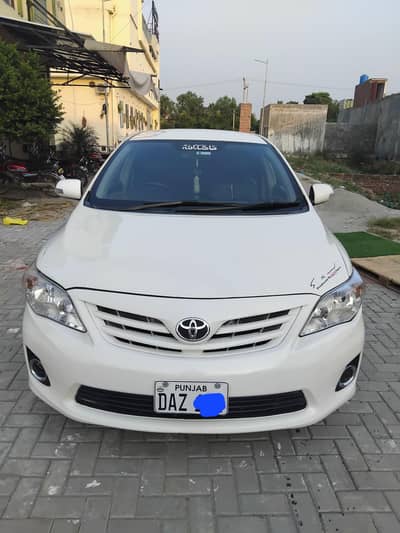 Toyota crollaa GLI Super white
