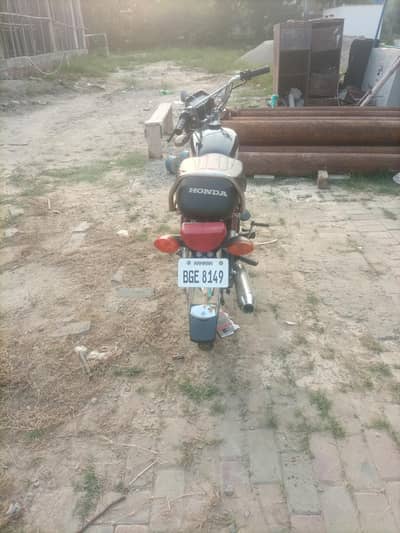 Honda 70 motersycle