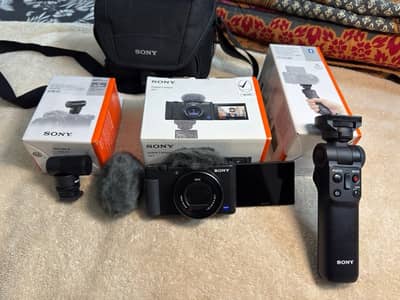 Sony ZV-1 Vlogging Camera | 20.1MP | 1″ CMOS | 24–70mm