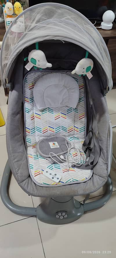 Mastela 3 in 1 Basinet and Swing