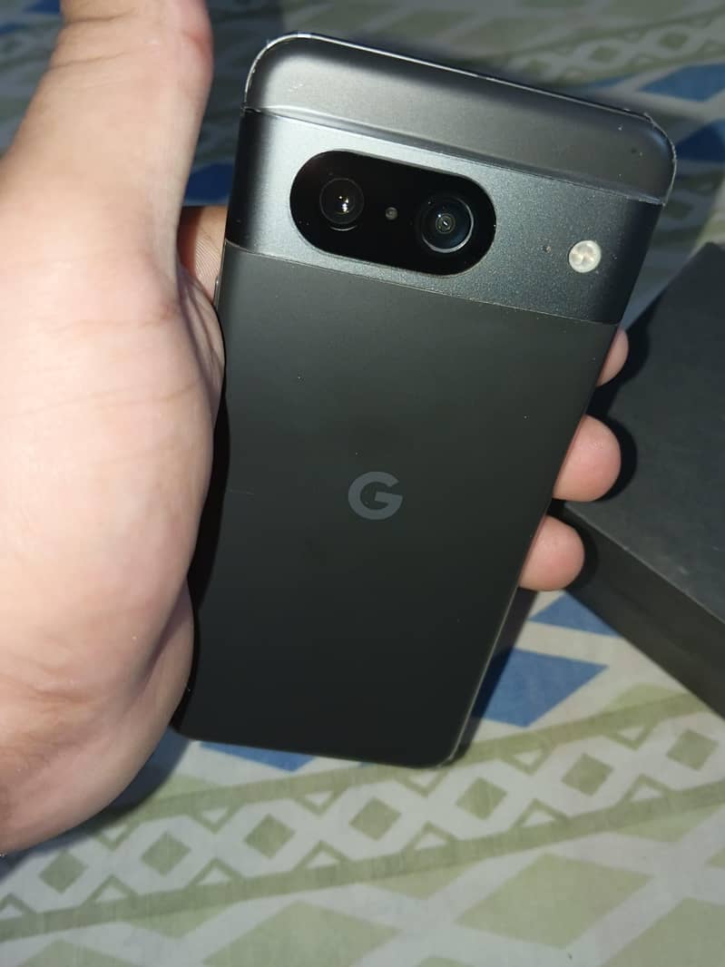 Google Pixel 8 5
