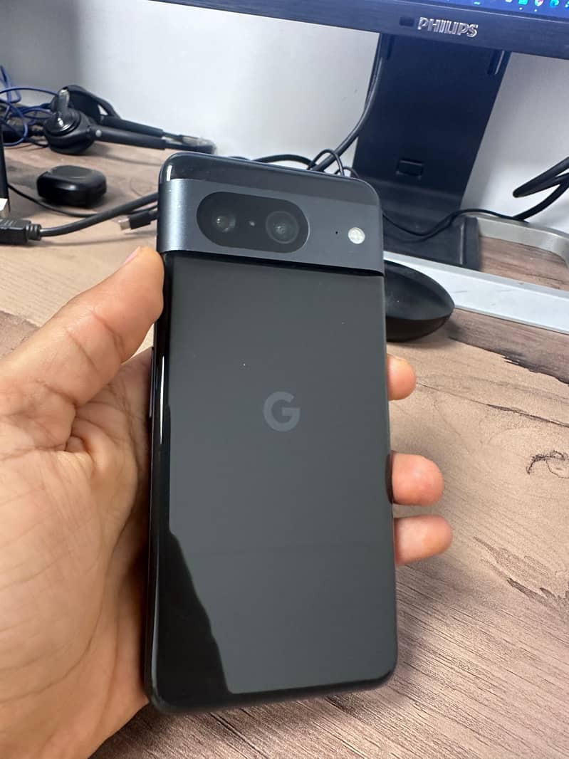 Google Pixel 8 6