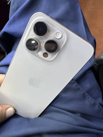Apple iPhone 15 Pro Max