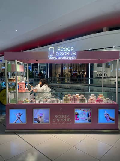MALL KIOSK / CART  FOR SALE 10*4 Foot