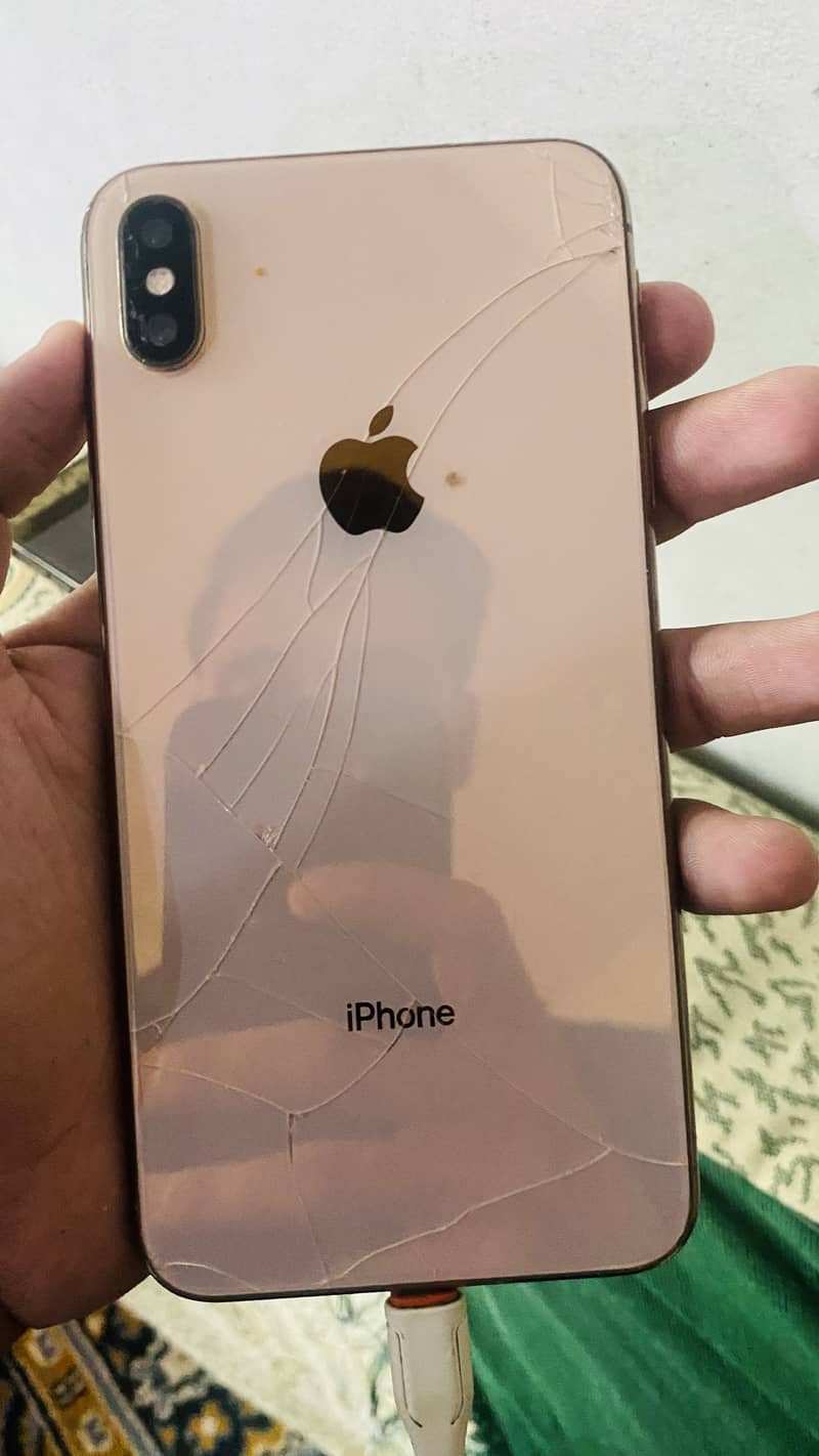 Apple iPhone XS Max 0