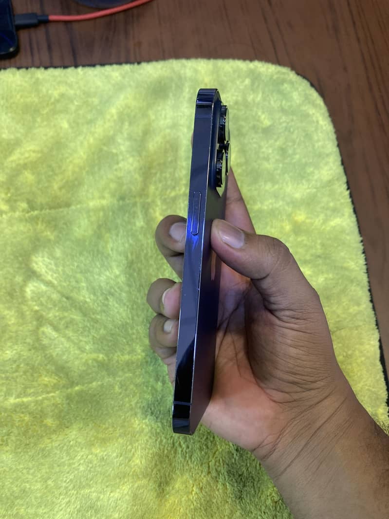 Apple iPhone 14 Pro 3