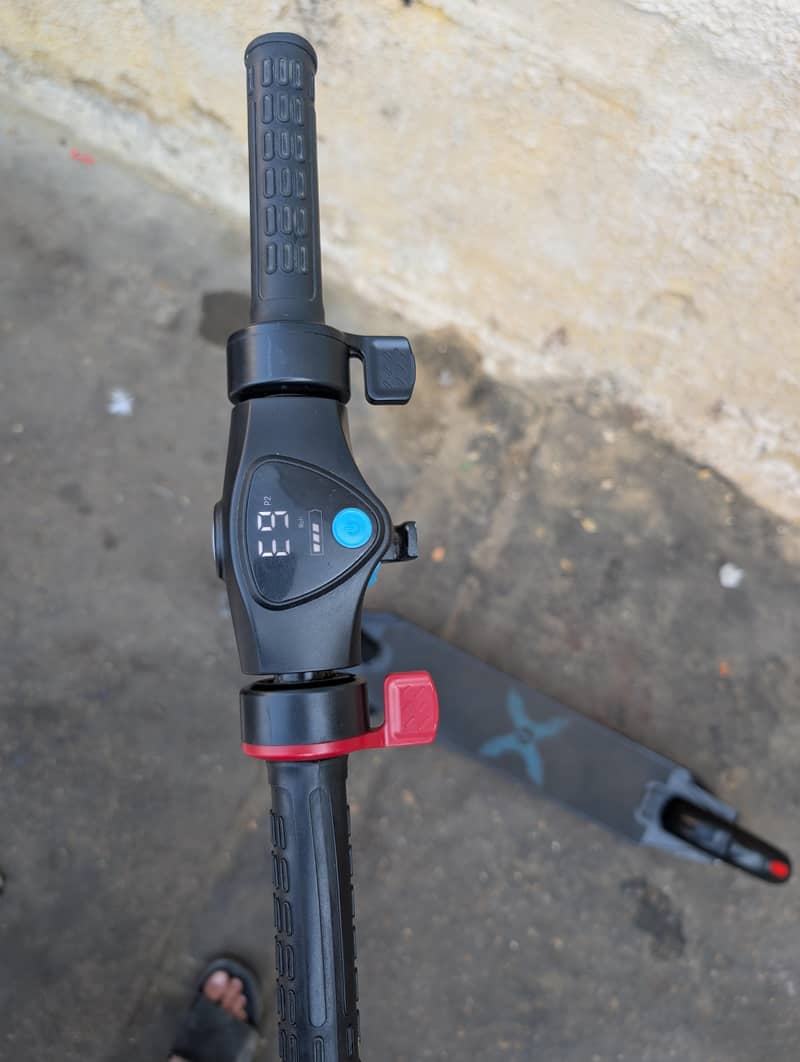 hover Electric Scotty 2