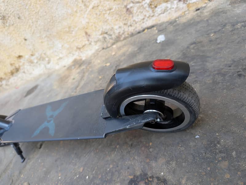 hover Electric Scotty 3