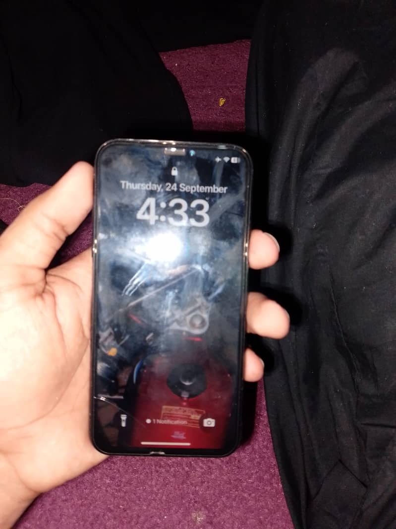 Apple iPhone XS 6
