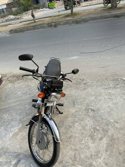1st owner bike monthly maintained by Honda centre