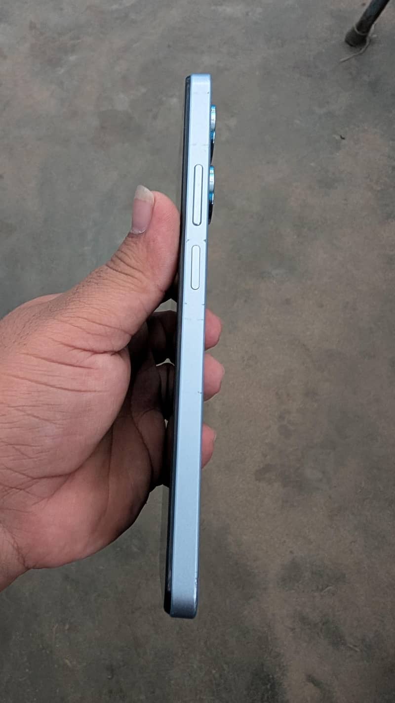 Realme Note 60 6
