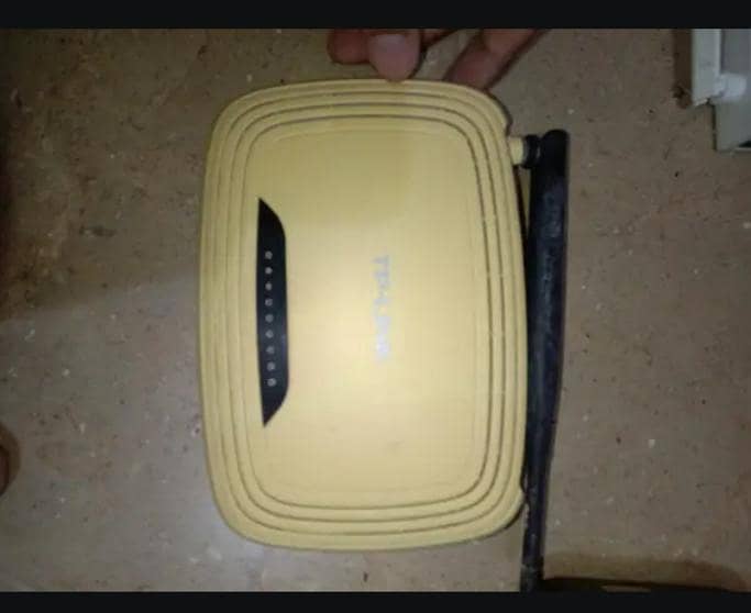 TP LINK ROUTERS 4 2