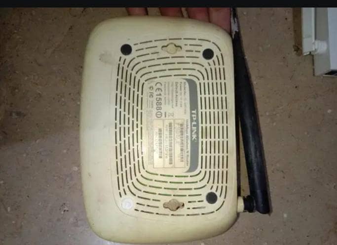 TP LINK ROUTERS 4 4