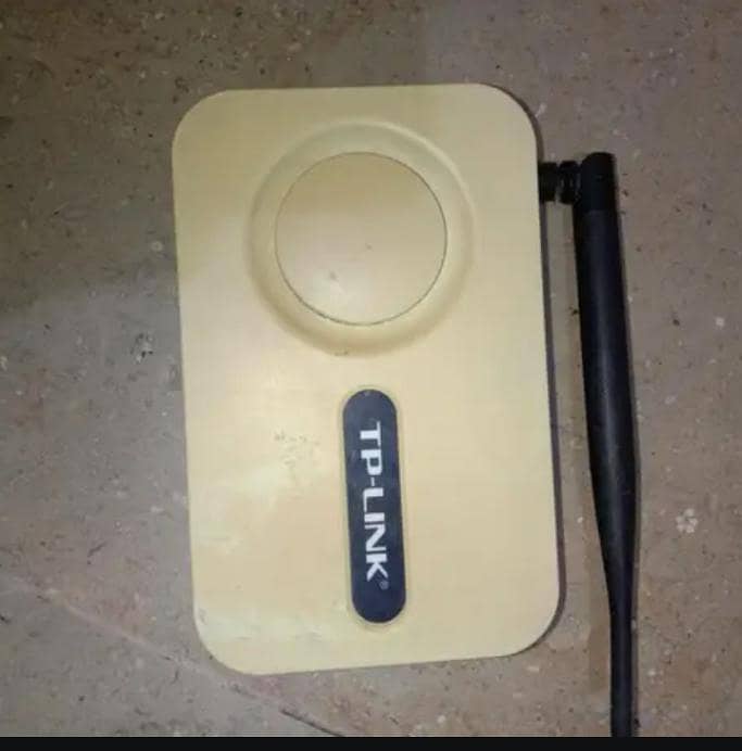 TP LINK ROUTERS 4 5