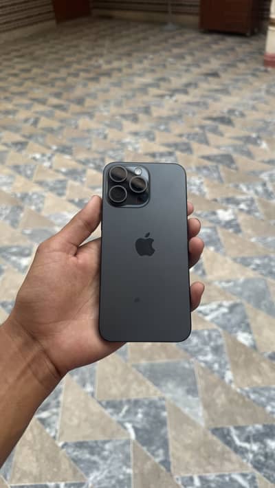 iPhone 15 pro max iCloud lock