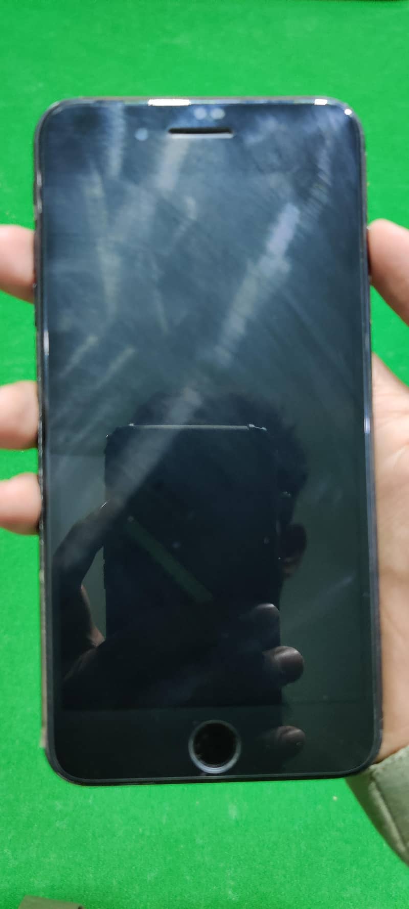Apple iPhone 7 Plus 3