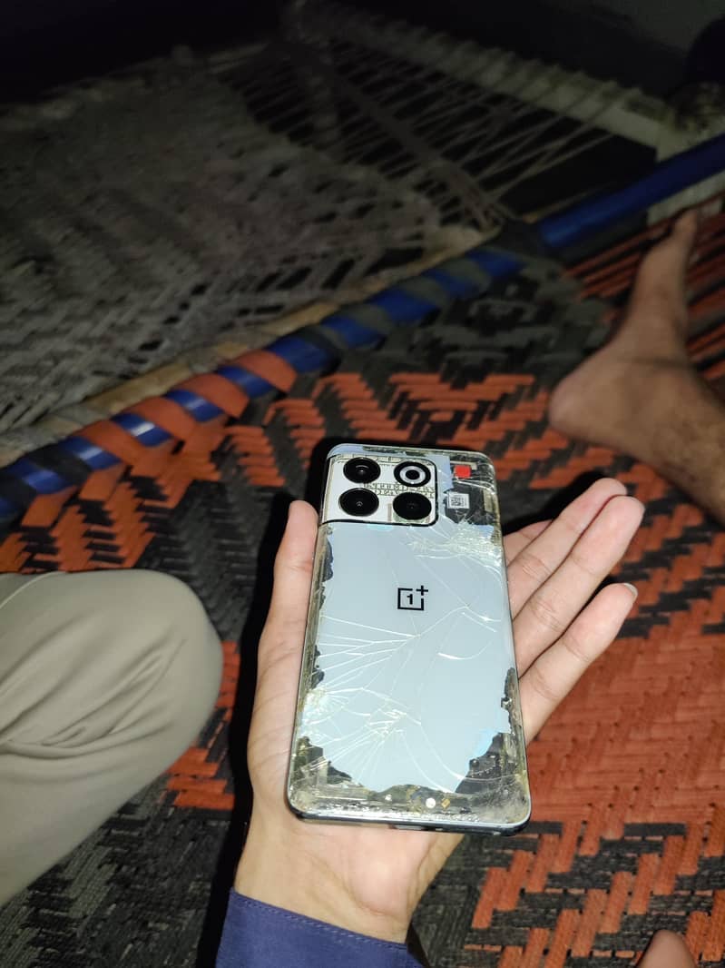 One plus 10t 2