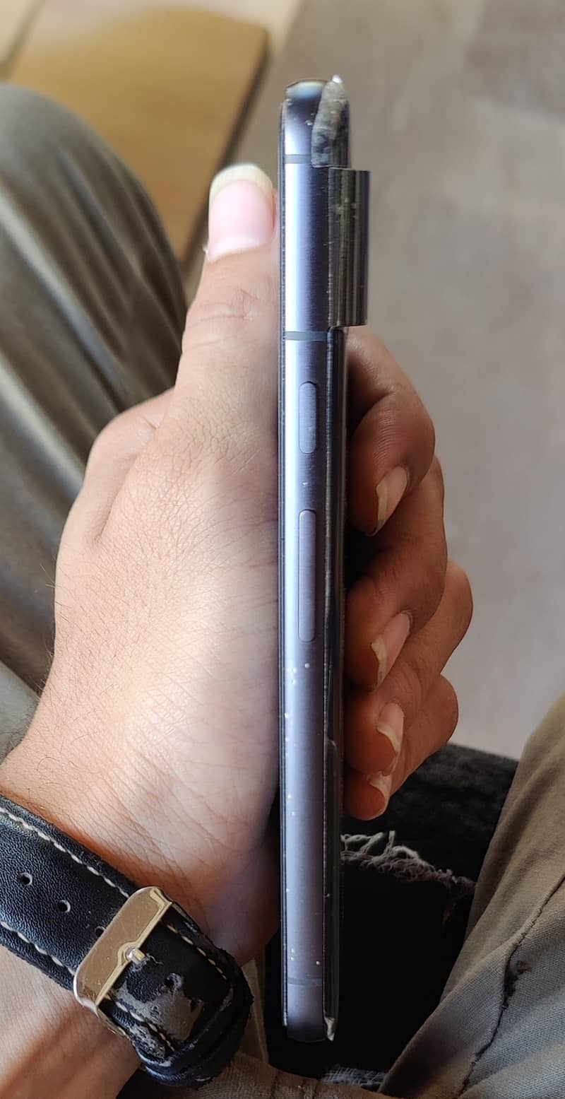 Google Pixel 8 3