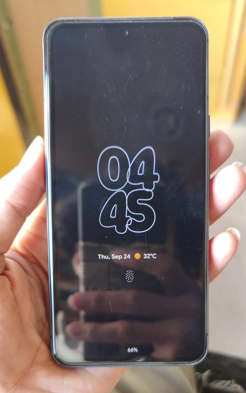 Google Pixel 8 5