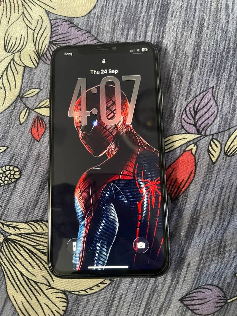 Apple iPhone 11 Pro Max 2