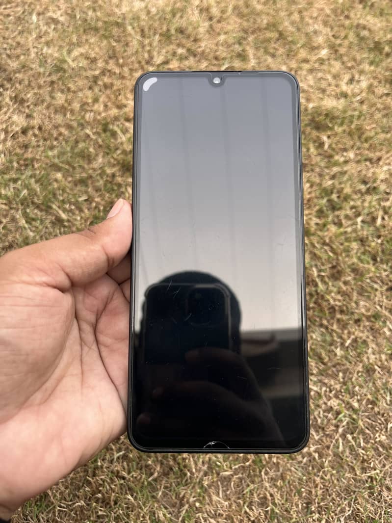 Realme C75 6