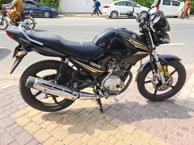 Black YBR 125 Total Genuine 1st owner - ybr 2023 model - ybr black