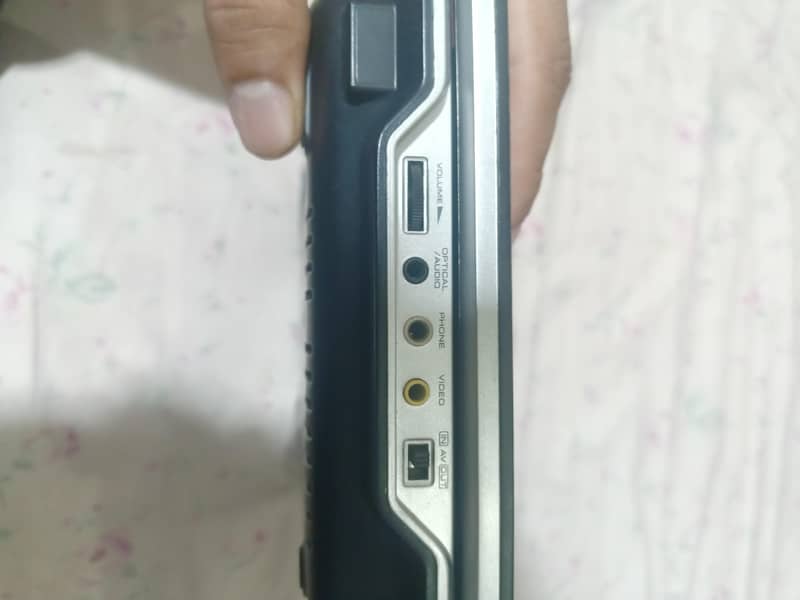 coby DVD player 4