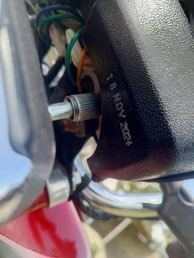 Honda 125 24/25 model 24 ka November ki nikli hoi ha