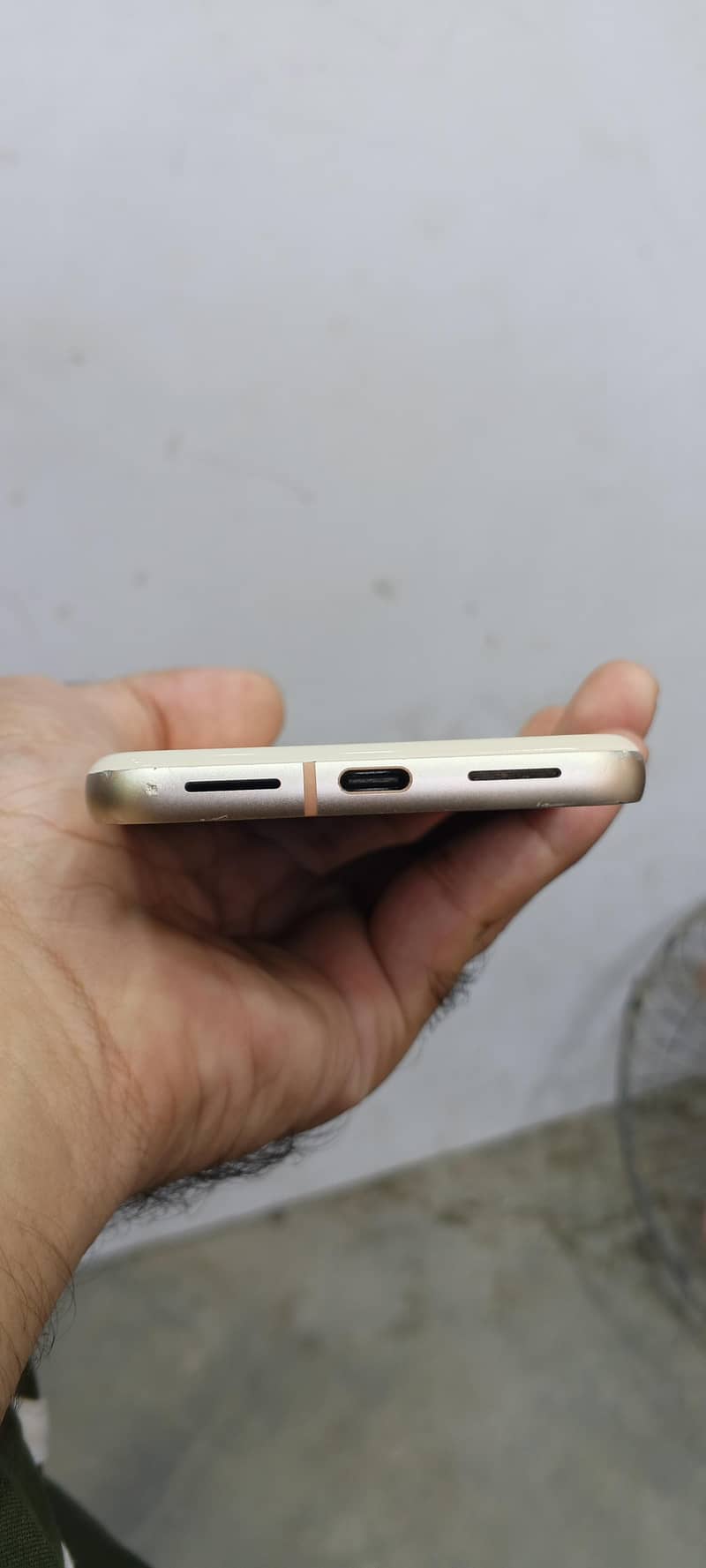 Google Pixel 8 2