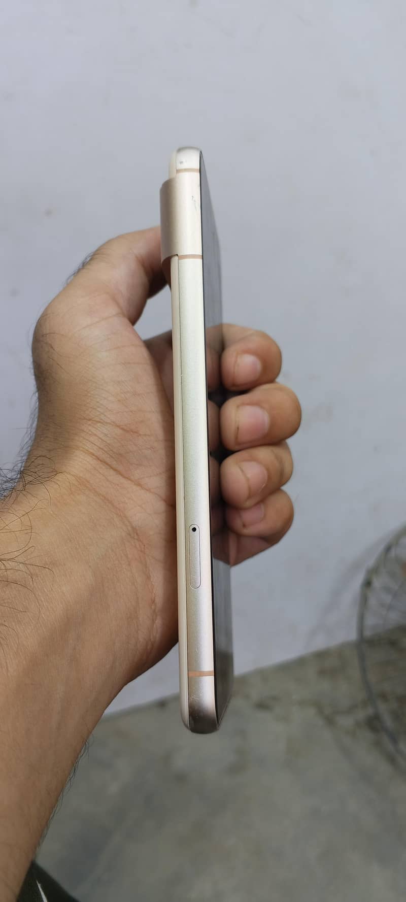 Google Pixel 8 3