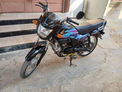 Honda pridor 100cc 03162965278