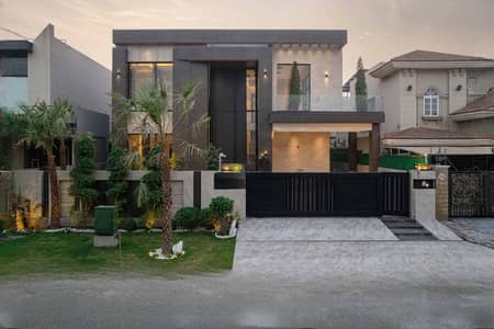 LUXURY 1-KANAL HOUSE FOR SALE WITH LOW BUDGET FANTASTIC OPTION