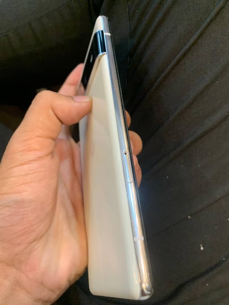 Google Pixel 6 Pro 2