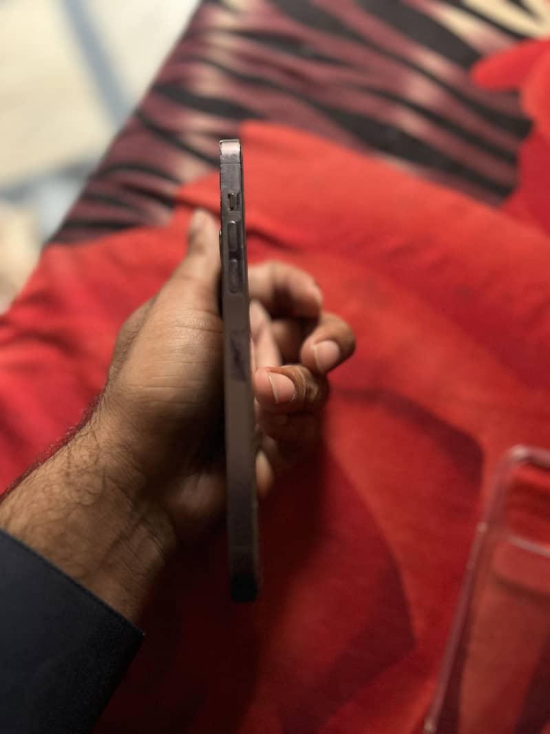 Apple iPhone 14 Pro Max 2