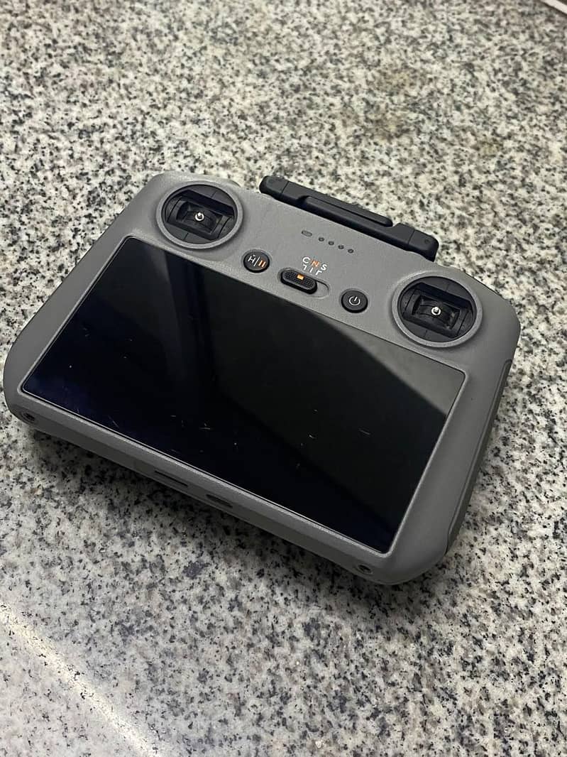 DJI RC 2 Remote Controller – Excellent Condition 6