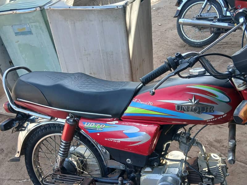 Unique CD 70 3
