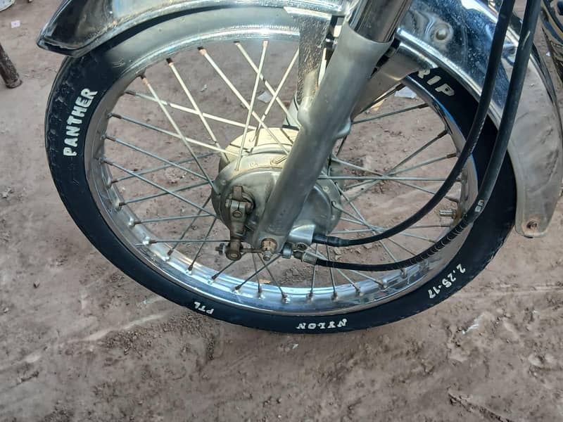 Unique CD 70 5