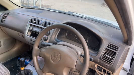 Honda Civic EXi 2005