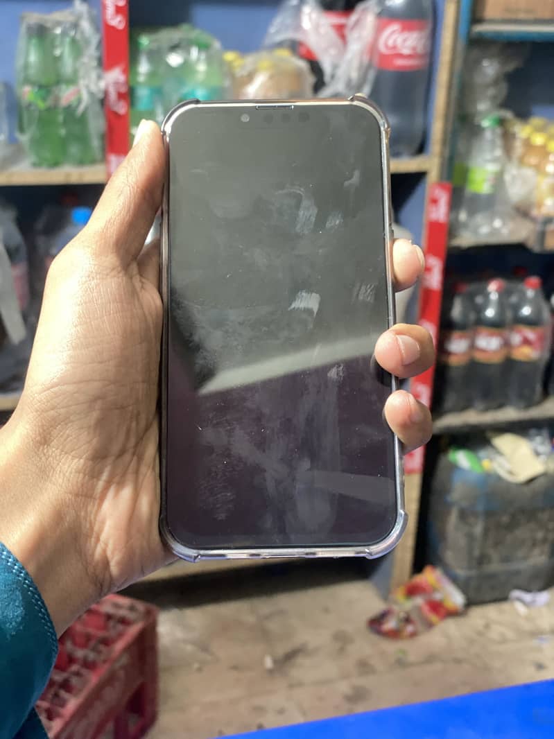 Apple iPhone 13 3