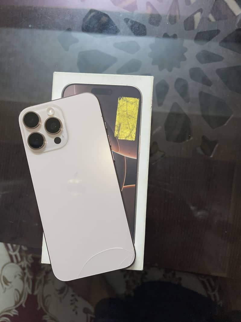 Apple iPhone 16 Pro Max 0