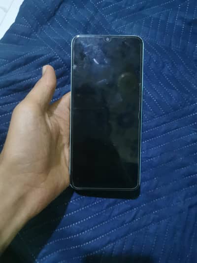 itel a70 miror tota hua hai daba miss hai me apna nic duga