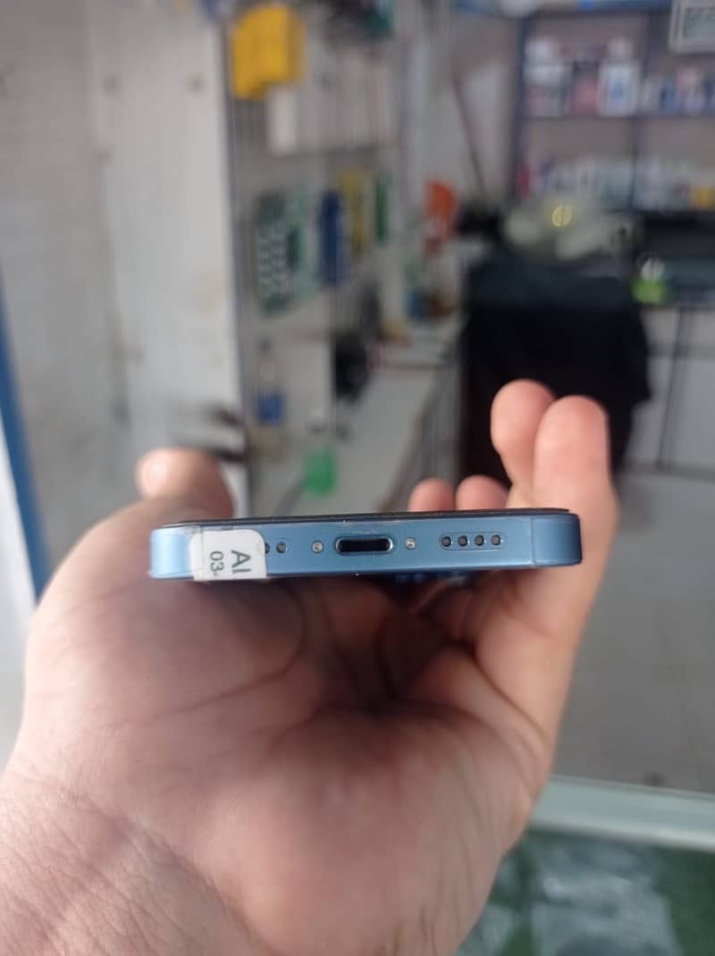 Apple iPhone 13 mini 5