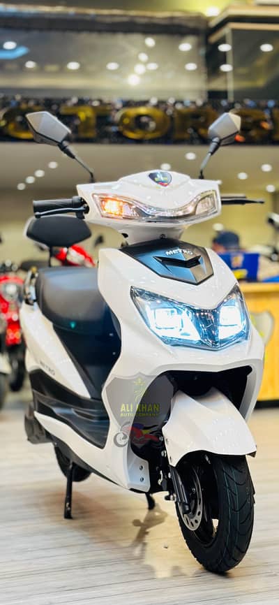 Scooty Kings Yadea Metro Evee Evon Okla EV Female scooty  Ramza