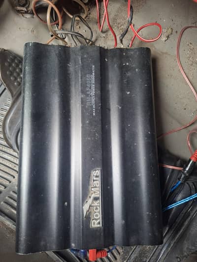 Rockmars orignal 3000 watt 4 channal amplifier with 12chich new woofer